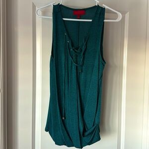 Women’s Jennifer Lopez Top ( Size M )